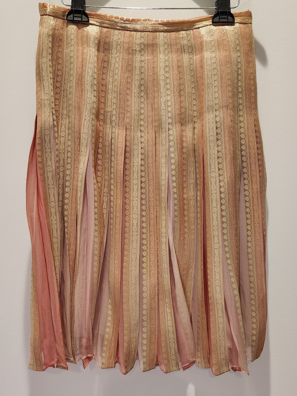 Lafayette 148 New York Pink and Gold Pleated Metallic Brocade Skirt